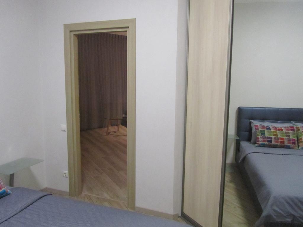 Apartments On Henuezskaya 5 Odesa Exterior foto